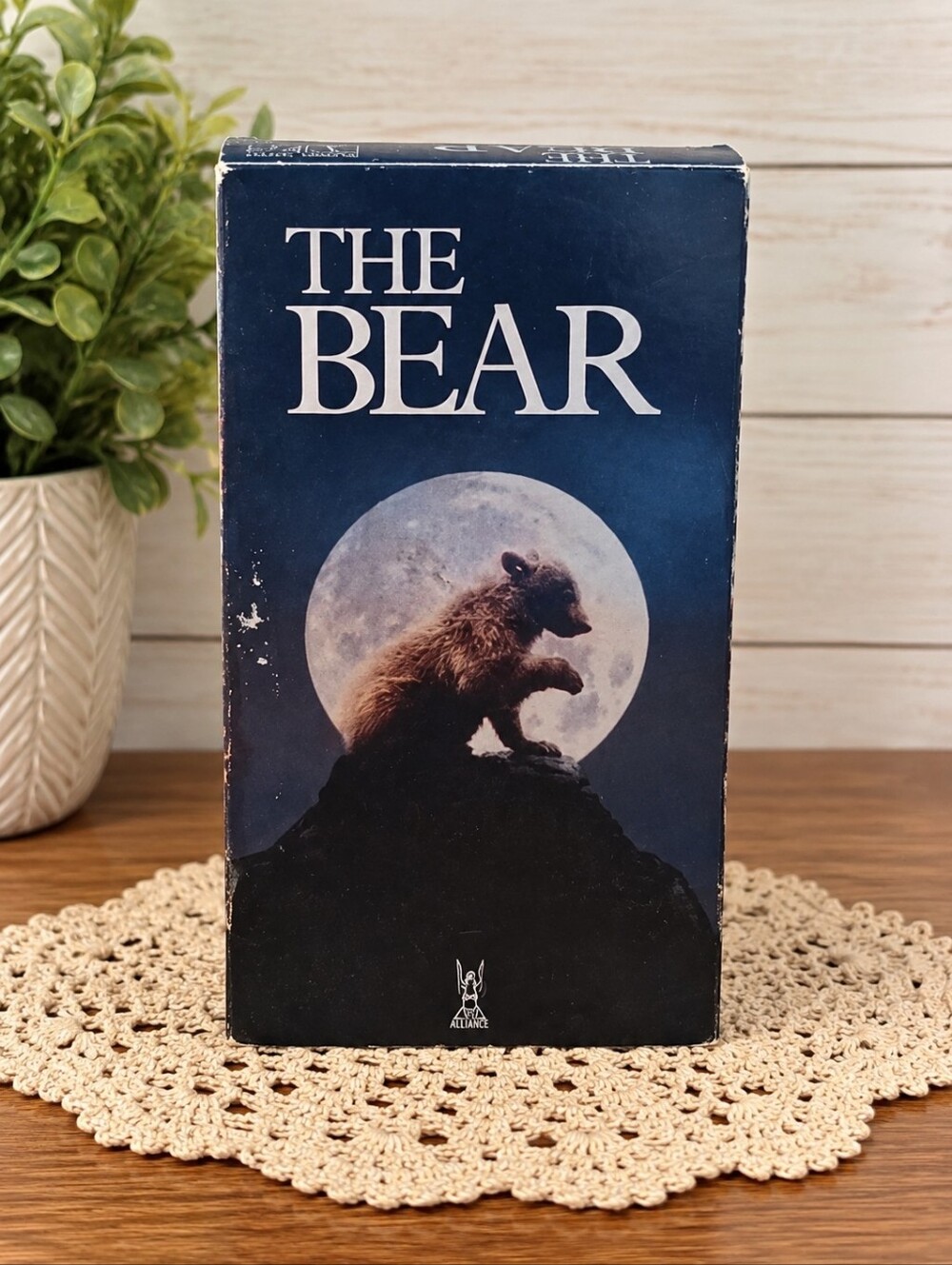 The Bear vhs Videotape